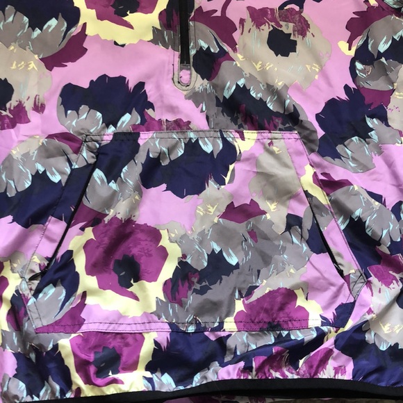 Wind jacket from Joe Fresh - Picture 2 of 7